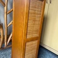 カリモク　ラタン　靴入れの画像
