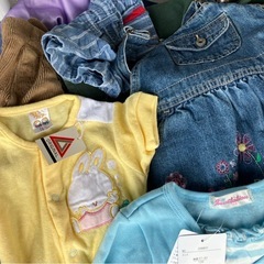 KIDS 男女 オールシーズン服選び放題❗️1枚100円❗️古着だけど綺麗です✨の画像