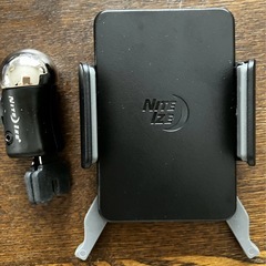 携帯ホルダー　ナイトアイズ　スティーリー　Nite Ize 車載携帯ホルダー　使用感ありの画像