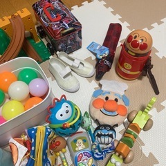 子供のおもちゃ、色々まとめ売りの画像