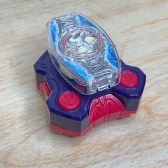 仮面ライダーギーツ KAMEN RIDER GEATS レジェンドライダー ・ 音撃鼓 火炎鼓レイズバックル (仮面ライダー響鬼)の画像