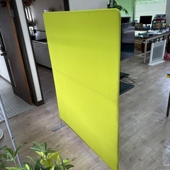 パーテーション  目隠し  背景の画像