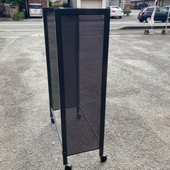 ハンガーラックの画像