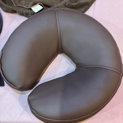 エステベッド・マッサージベッド用 ヘッドレストの画像