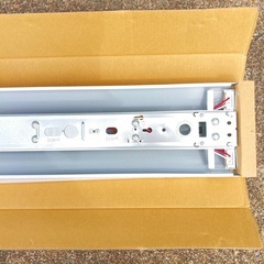 東芝直管形LEDランプシステムにLEDランプ1本付きの画像