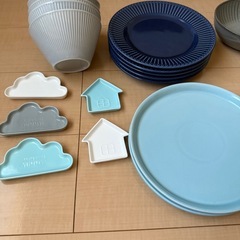 寒色系　お皿セット　M plus・IKEA・3coins・益子焼などの画像