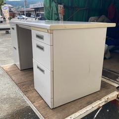 両袖机　鍵付きの画像
