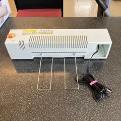 H2509-121 フジプラ ラミパッカー キュービック A4 ラミネーター LPD2317 動作確認済み キズ汚れ有りの画像