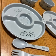 ポケモン　食器セットの画像