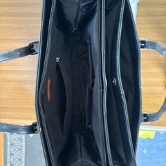 黒いレザービジネスバッグ　アオキの画像