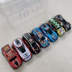 ミニカー7台(ケース付き)の画像
