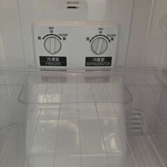 三菱冷蔵庫 ブラック MR-P15T 2011年製（霜が付かない冷凍冷蔵庫）配送設置無料 お届け日時指定可能♬の画像