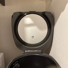 【取引中】炊飯器　5.5号炊き　2017年式の画像