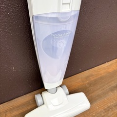 ニトリ スティッククリーナー NTR14S WH 掃除機の画像