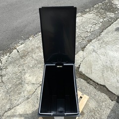 中古　ゴミ箱　45㍑　ブラック　消臭　スリム　ペダルペール　高さ55.5センチの画像
