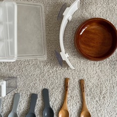 スプーン　、食器、調味料ケース、お弁当の冷凍入れの画像