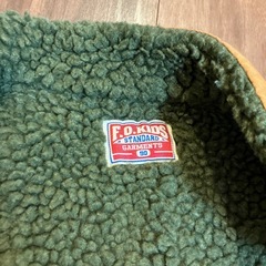 子供服　モコモコベスト90サイズの画像