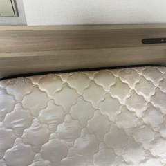 シングルベッド(マットレス込み)の画像