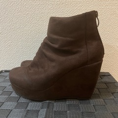 ブーツ Mサイズの画像