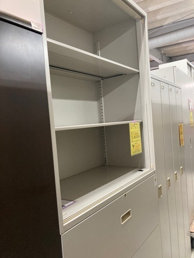 リユースマン倉敷、オープン書庫、トクヨ、オフィス、家具