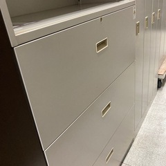 リユースマン倉敷、オープン書庫、トクヨ、オフィス、家具の画像