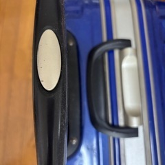 キャリーケース　青　ブルーの画像