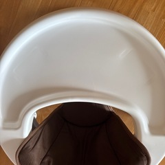 ベビー用⭕️歩行器　ホワイト＆ブラウンの画像