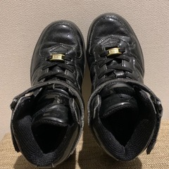 VISION シューズ　21センチの画像