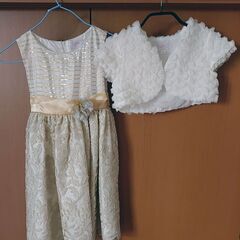 【中古品】発表会用　120cm　女の子ボレロワンピースの画像