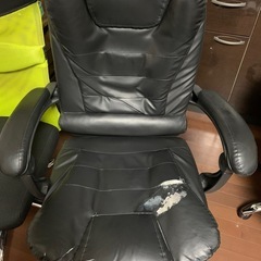 デスクチェア3脚の画像