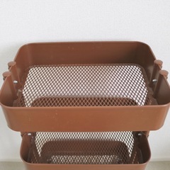 IKEA 3段ワゴン　ブラウンの画像