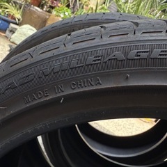 中古タイヤの画像