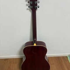 YAMAHA  ヤマハ　アコースティック
ギター　急ぎです！の画像