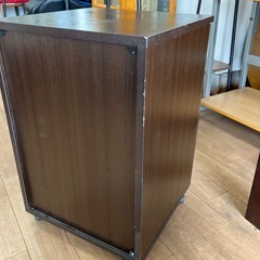 デスクキャビネット　収納引き出し棚の画像