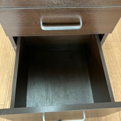 デスクキャビネット　収納引き出し棚の画像