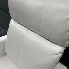 11/3 値下げ🤍1Pリクライニングソファ🤍1人掛け🤍レッグレスト連動🤍ホワイト🤍リラックス🤍2410の画像