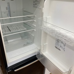 90分の無料軽トラック貸出サービス！【Hisense】2ドア冷蔵庫（HR-D15CB）のご紹介です!の画像