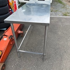 業務用 ステンレス 作業台 調理台 厨房設備 W1430 D600 H785 三方フレーム 中古品 ④の画像