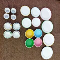 お皿セットの画像