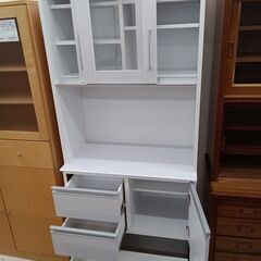 リユースのサカイ栃木店★ジモティ割あり★ ㈱山清工業 食器棚  W80×D43×H192 クリーニング済み TC10649の画像
