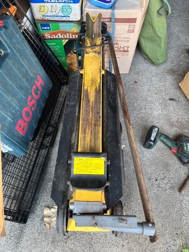 100v電動薪割り機