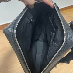 ルイヴィトン ショルダーバック M30912 黒 LV ビジネスバッグ PCの画像