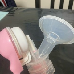 綺麗です！哺乳瓶レンジ消毒器と搾乳器の画像