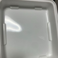 綺麗です！哺乳瓶レンジ消毒器と搾乳器の画像