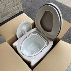 ポータブルトイレの画像