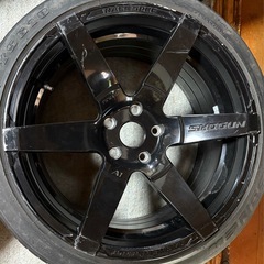 本日限定 早い者勝ちSHOGUN18インチ 9.5j 2本 10.5j 2本PCD114.3の画像
