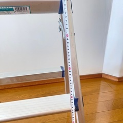 脚立の画像