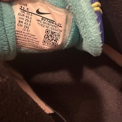 東京限定NIKEスニーカーの画像