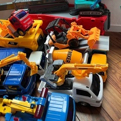 はたらく車多種の画像