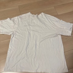 白シャツの画像